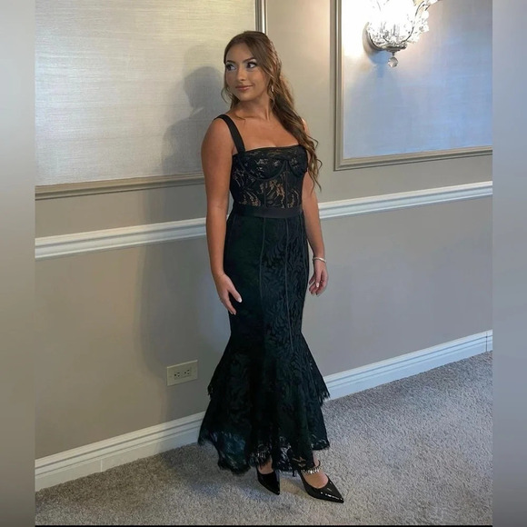 LEO LIN Clover Lace Bustier Ruffle Midi Dress in Black, size 8 Sleeveless - Picture 16 of 16